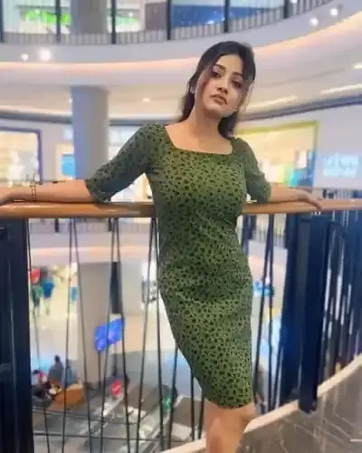 Call Girl Service in Dumburnagar