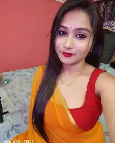 Call Girl in Dumburnagar